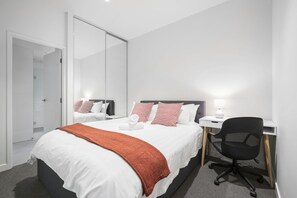 Premium-huoneisto, 3 makuuhuonetta | 3 makuuhuonetta, silitysrauta/-lauta, vauvansängyt, ilmainen Wi-Fi