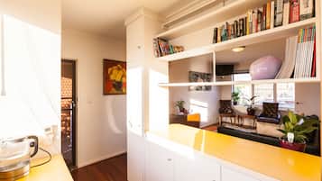 Basic Apartment, 1 Bedroom | Private kitchen | Full-sized fridge, oven, stovetop, electric kettle