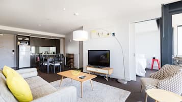 Premium Apartment, 2 Bedrooms | Living area