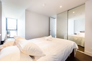 Premium Apartment, 2 Bedrooms | 2 bedrooms, individually decorated, individually furnished