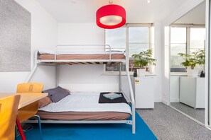 Studio, salle de bains privée