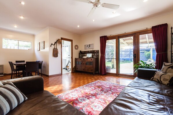 Family House, 3 Bedrooms | Living room