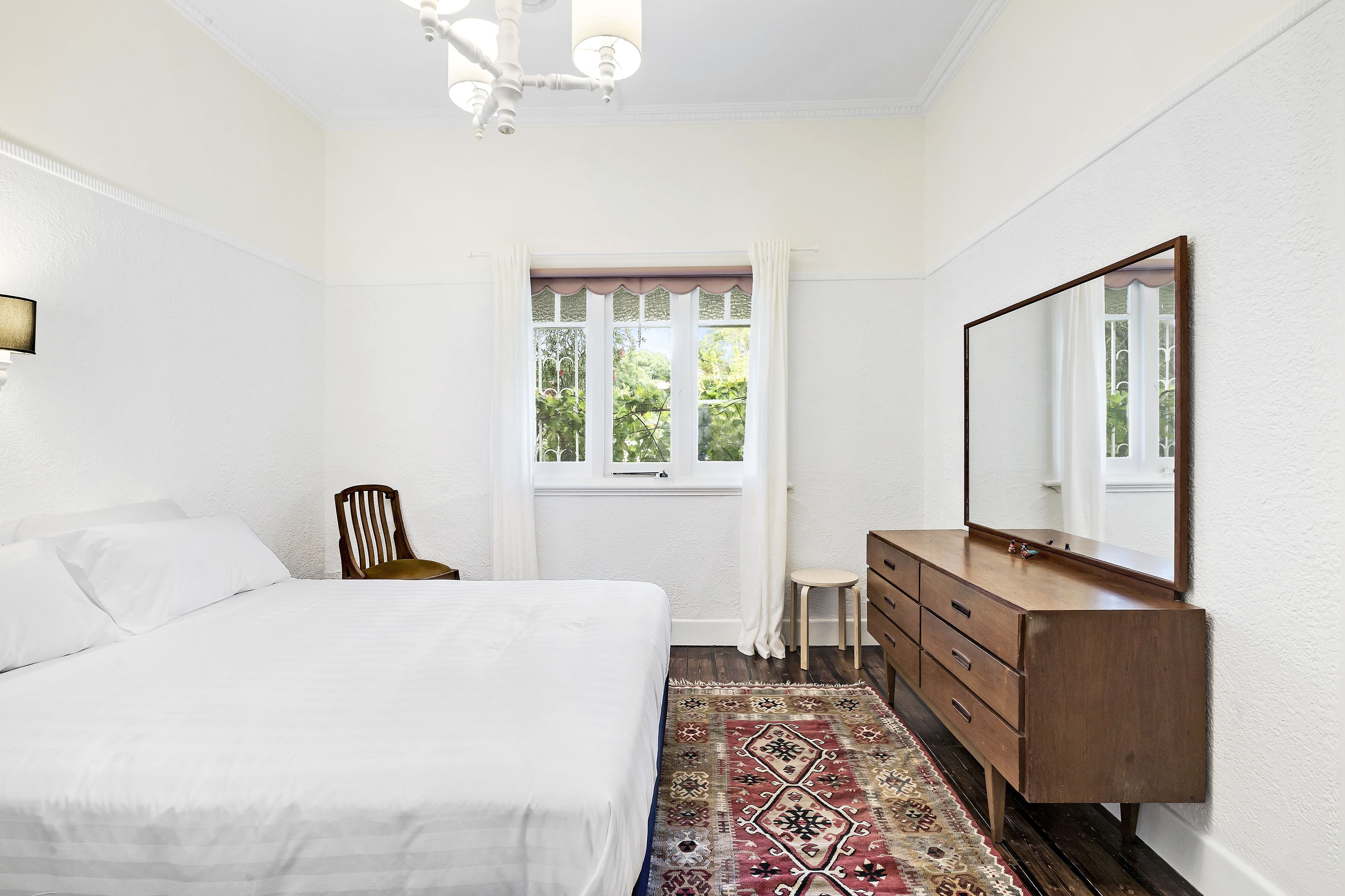 3 bedrooms, iron/ironing board, cots/infant beds, free WiFi