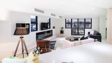 Apartemen Deluks, 3 kamar tidur | Area keluarga | TV layar datar