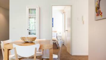 Premium Apartment, 2 Bedrooms | In-room dining