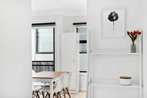 Premium Apartment, 1 Bedroom | In-room dining