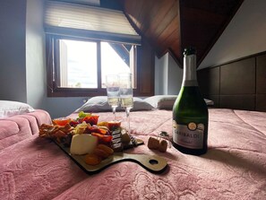 Apartamento básico | 1 quarto, roupa de cama