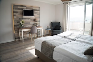 Escritorio, camas plegables/adicionales, wifi gratis y ropa de cama