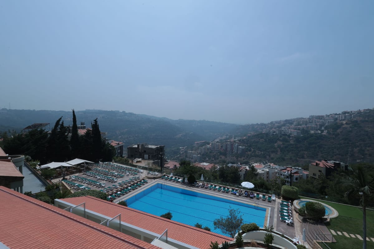 Deluxe Room, Pool View