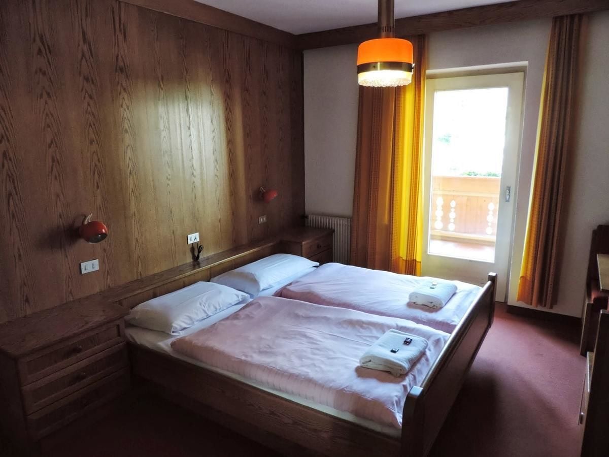 double room | desk, cots/infant beds, free wifi