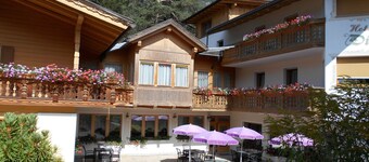 Chalet Hotel Diamant
