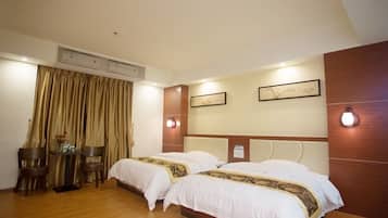 Cortinas blackout, tabla de planchar con plancha y wifi gratis