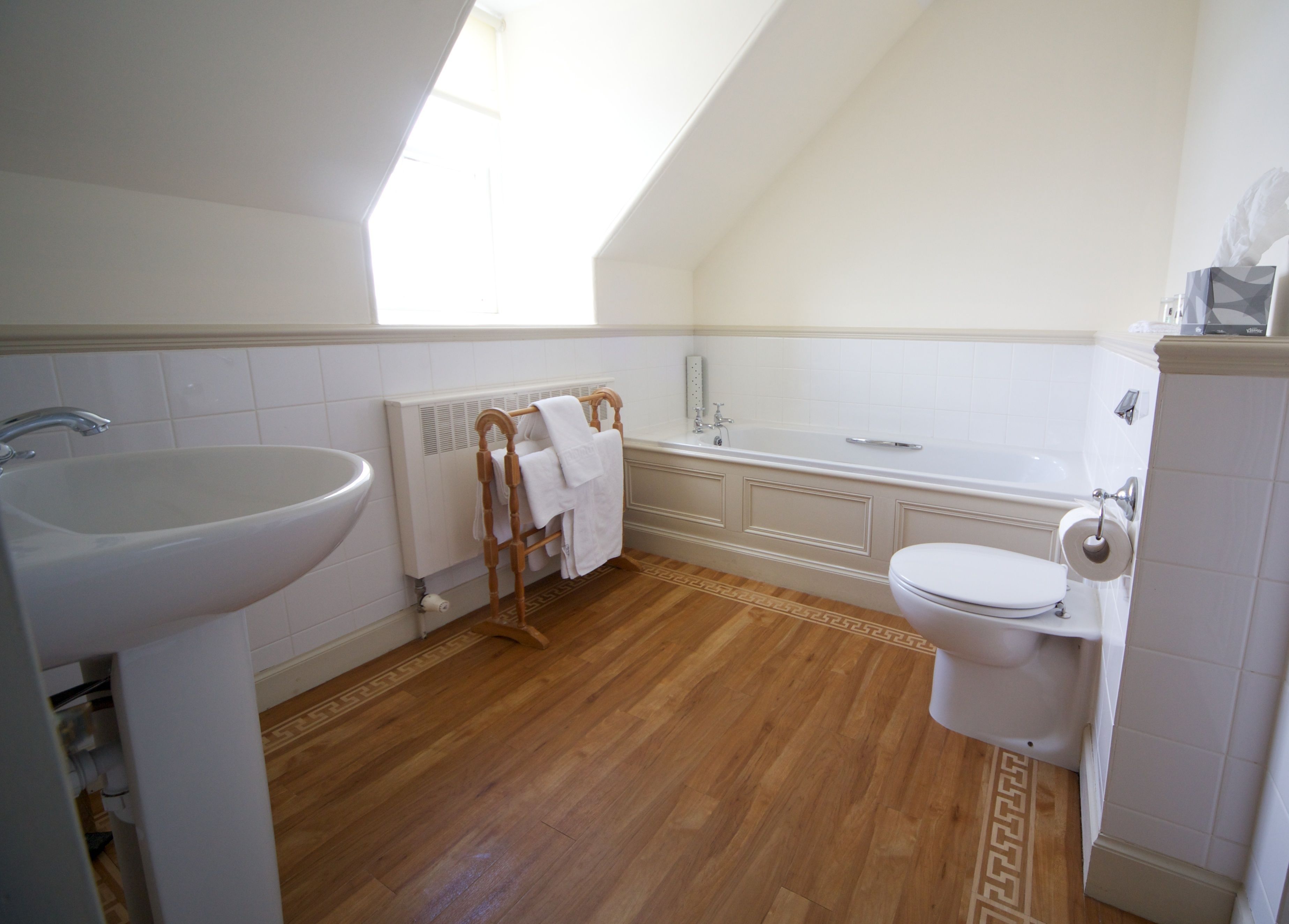 twin room, sea view | bathroom | towels