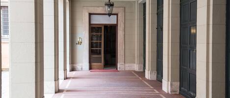 Entrée de l’hébergement