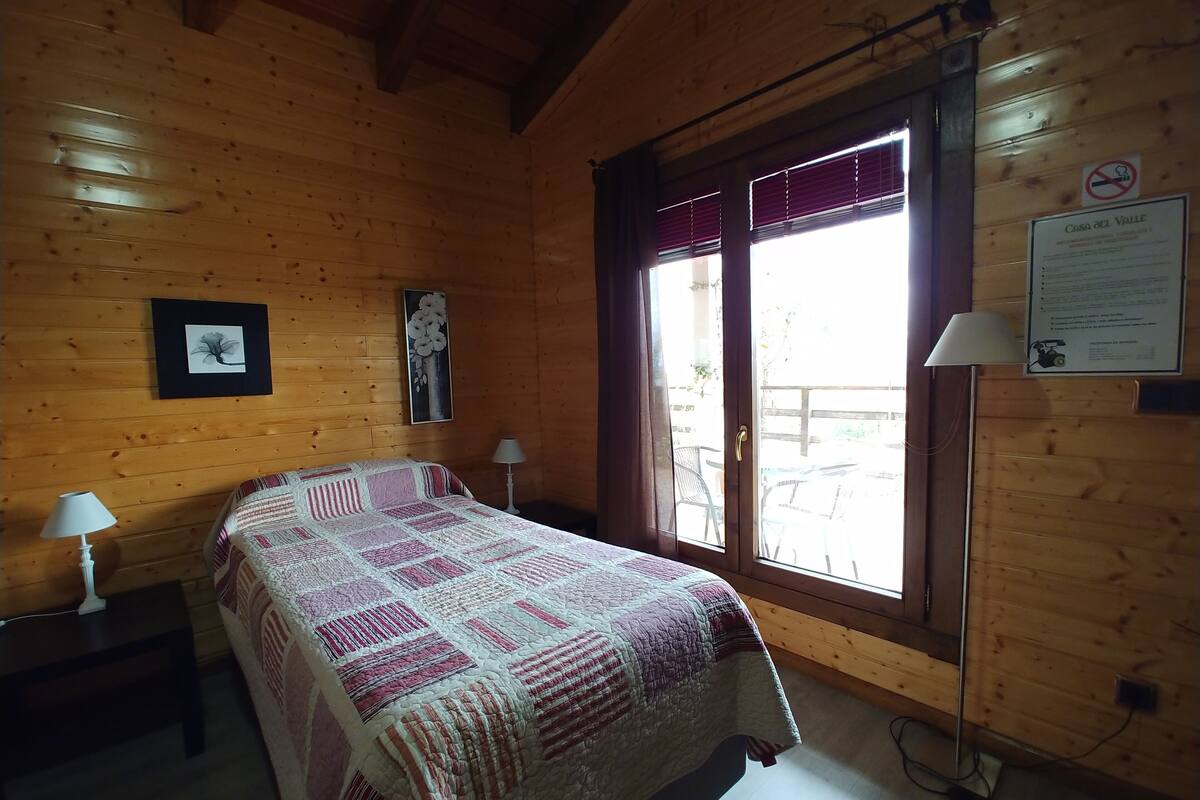 Kamar Single, pemandangan gunung | Brankas, kedap suara, Wi-Fi gratis, dan seprai linen