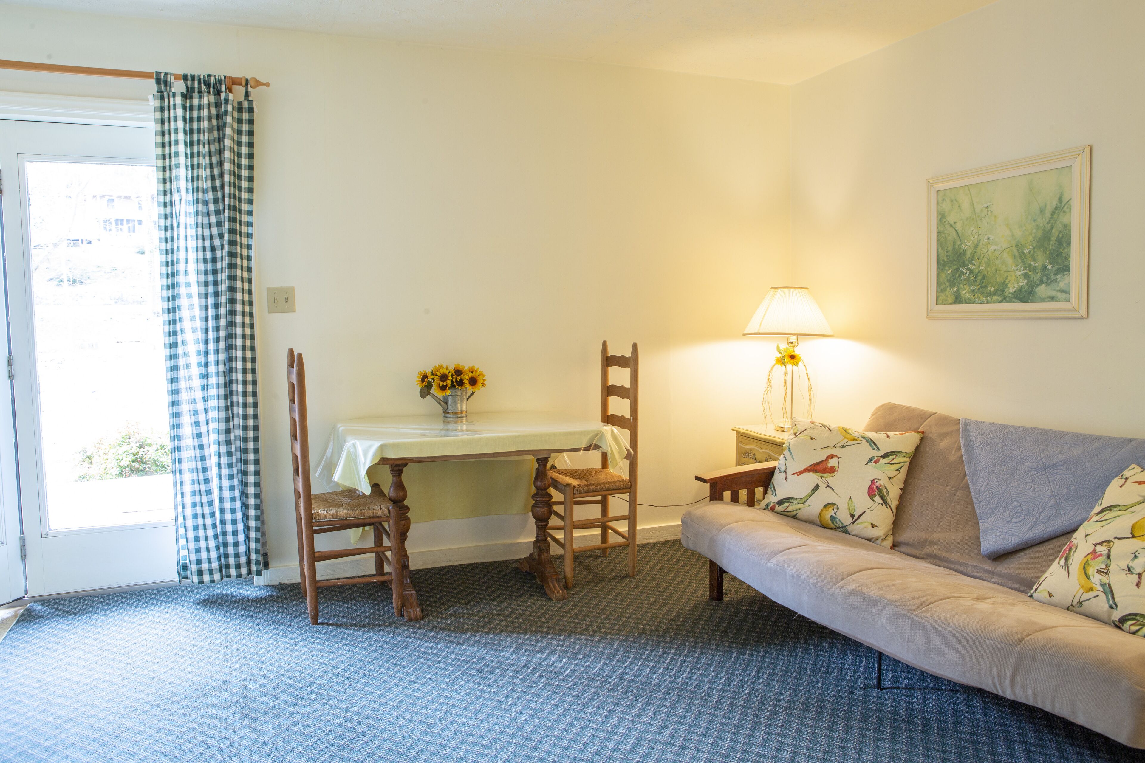 Departamento Grand, 1 cama King size, chimenea, vista al río | 1 habitación, decoración personalizada y muebles diferentes 