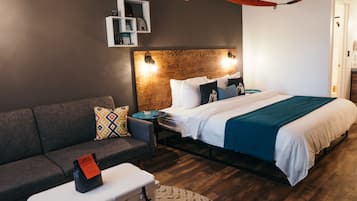 1 bedroom, desk, laptop workspace, free WiFi