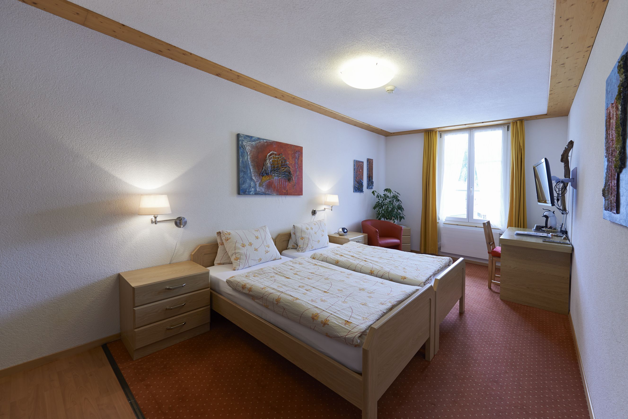 classic double room | in-room safe, desk, soundproofing, cots/infant beds