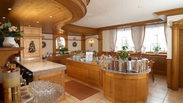 Gratis morgenmadsbuffet hver dag