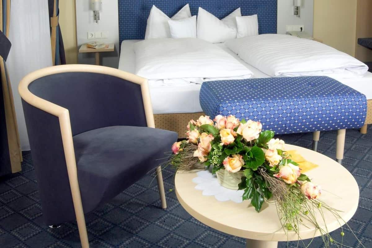 minibar, desk, free wifi, bed sheets