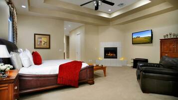 House, Multiple Bedrooms, Private Pool, City View