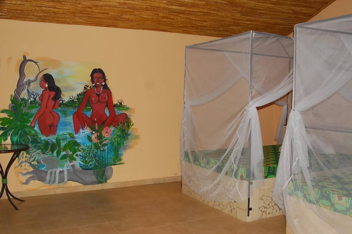 standard quadruple room | in-room safe, desk, free wifi, bed sheets