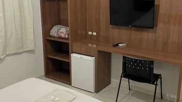 1 bedroom, minibar, desk, iron/ironing board