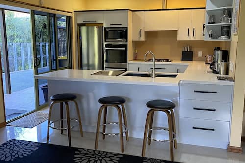 Casa Superior, 5 camere da letto, balcone, vista giardino | Cucina privata | Frigorifero con congelatore, microonde, forno, piano cottura