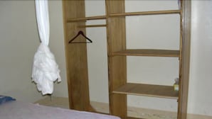 Unclassified image, 3 of 15, button - Chez Aicha (Fatick)