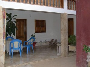 Desayuno continental (XOF 1500 por persona) 