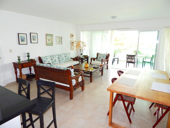 Apartment | Living area