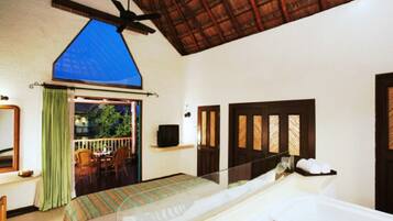 Bungalow Balcony | Minibar, in-room safe, iron/ironing board, free WiFi