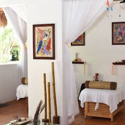 Schlammbad, Hydrotherapie, Aromatherapie, Warmsteinmassagen