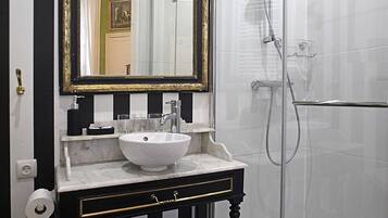 Chambre Double, salle de bains attenante (La Chambre d'Alexis) | Salle de bain