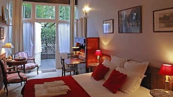 ๋๋ธ๋ฃธ, ์์ค์ํธ (La Chambre d'Henry) | 1 ๊ฐ์ ์นจ์ค