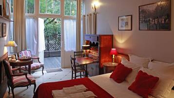 Chambre Double, salle de bains attenante (La Chambre d'Henry) | 1 chambre