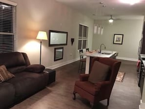 Standard Apartment, 1 Bedroom, Kitchen | Living area