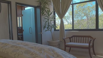 Suite Studio Exécutive, 1 trÚs grand lit, accessible aux personnes à mobilité réduite, vue ville | Vue de la chambre