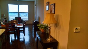 In-room dining - Music Row 412 (Nashville)