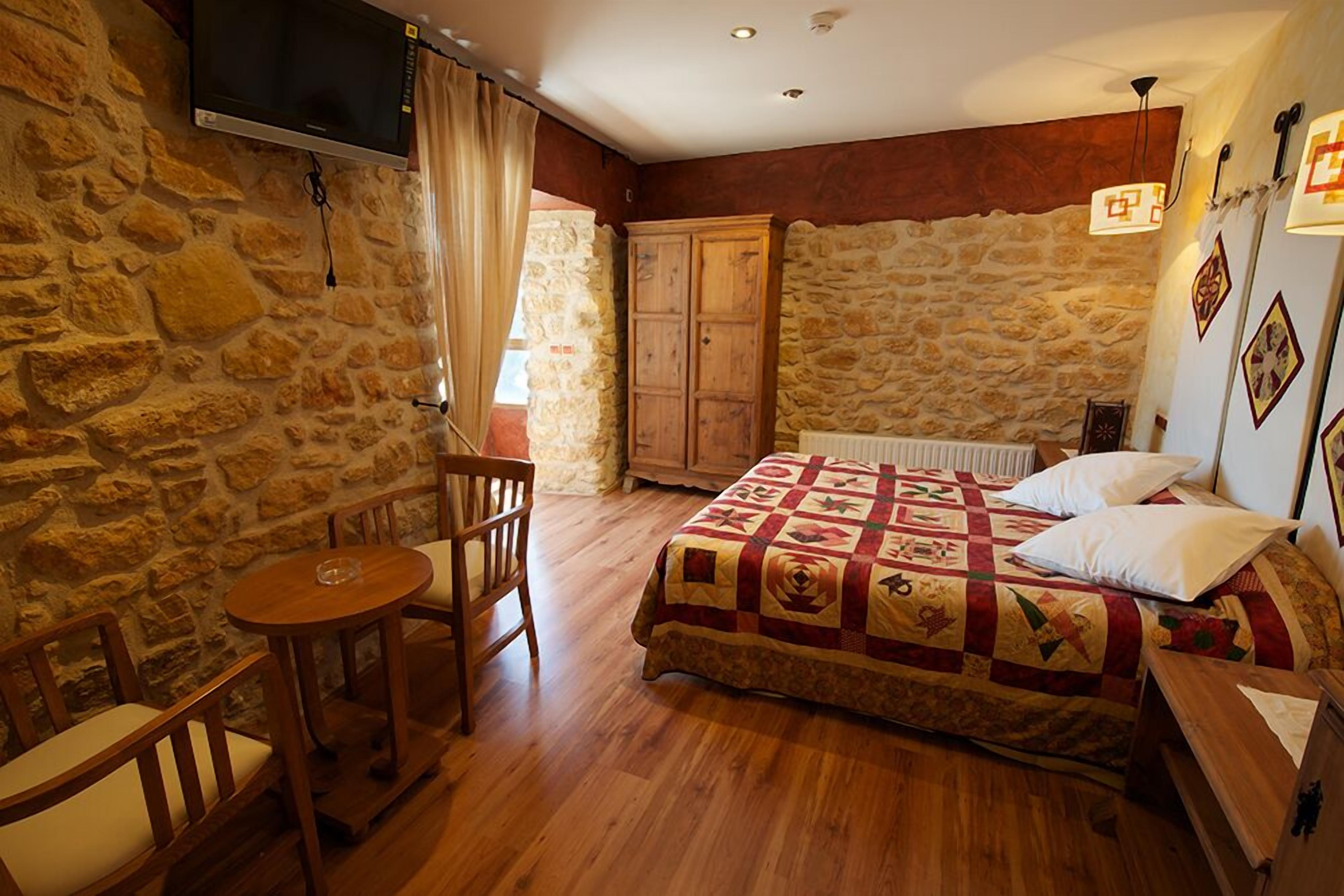 deluxe double room | blackout curtains, free wifi, bed sheets