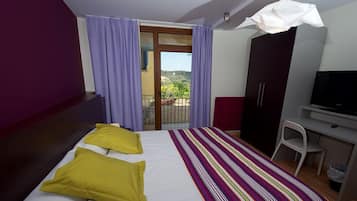 Superior tweepersoonskamer | Verduisterende gordijnen, gratis wifi, beddengoed