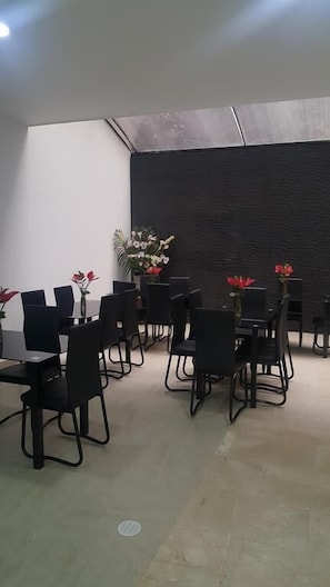 Dagelijks uitgebreid ontbijt inbegrepen