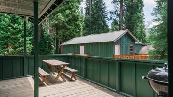 Cabaña básica, varias camas | Cunas gratuitas, camas extra y ropa de cama