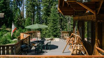 Chalet de lujo, 3 habitaciones | Terraza o patio