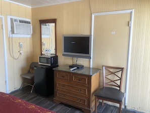 Standard Single Room, 1 King Bed