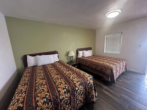 Quarto standard, 2 camas Queen