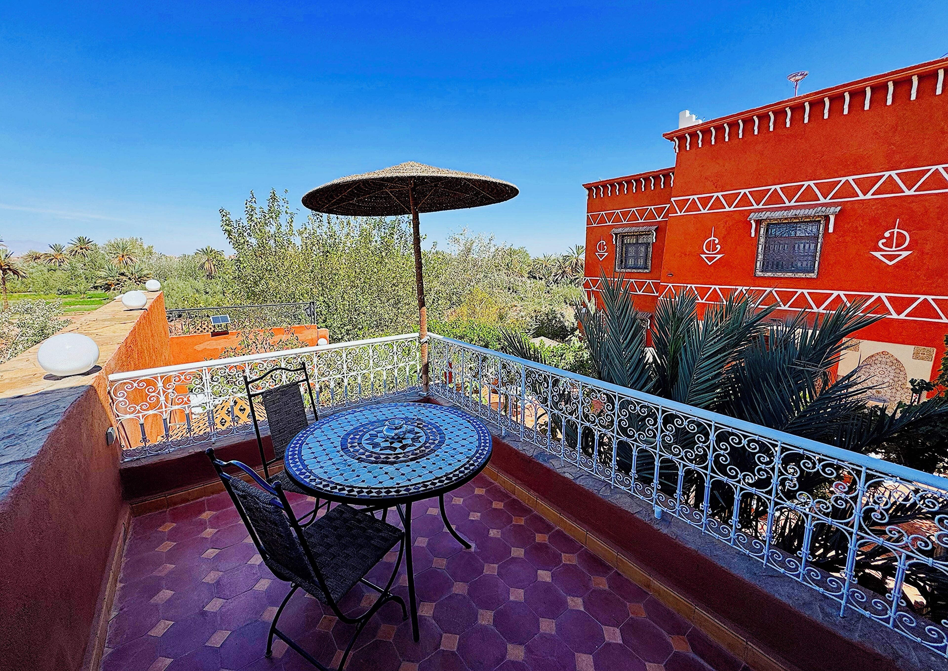 Superior Double Room, 1 Queen Bed, Balcony, Garden View | Terrace/patio