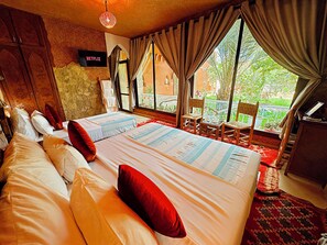 Deluxe Triple Room, 3 Bedrooms, Garden View, Garden Area