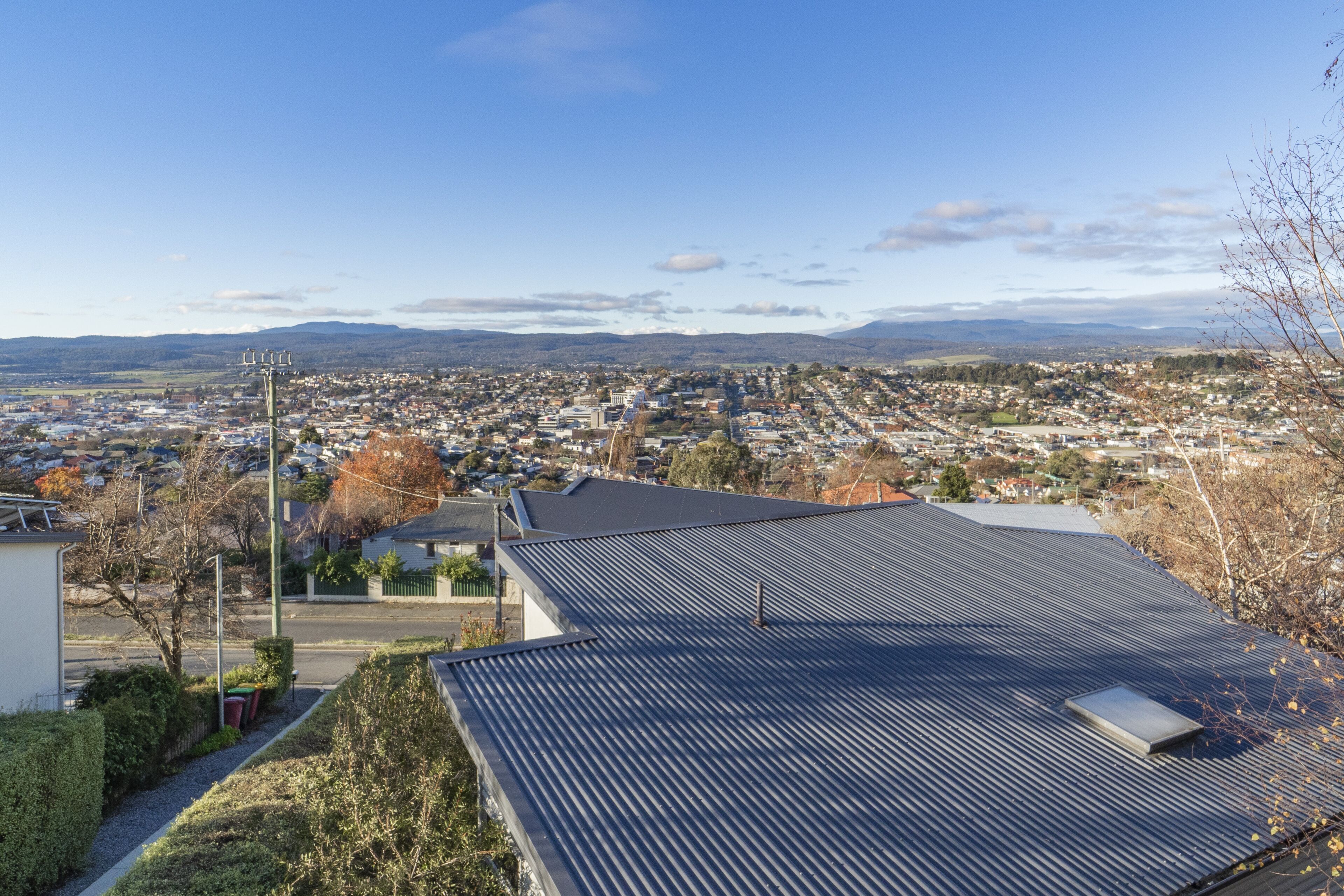 Launceston Views Townhouse #2 — image 6