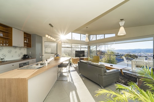 Launceston Views Townhouse #2